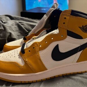 Jordan 1 Ochre